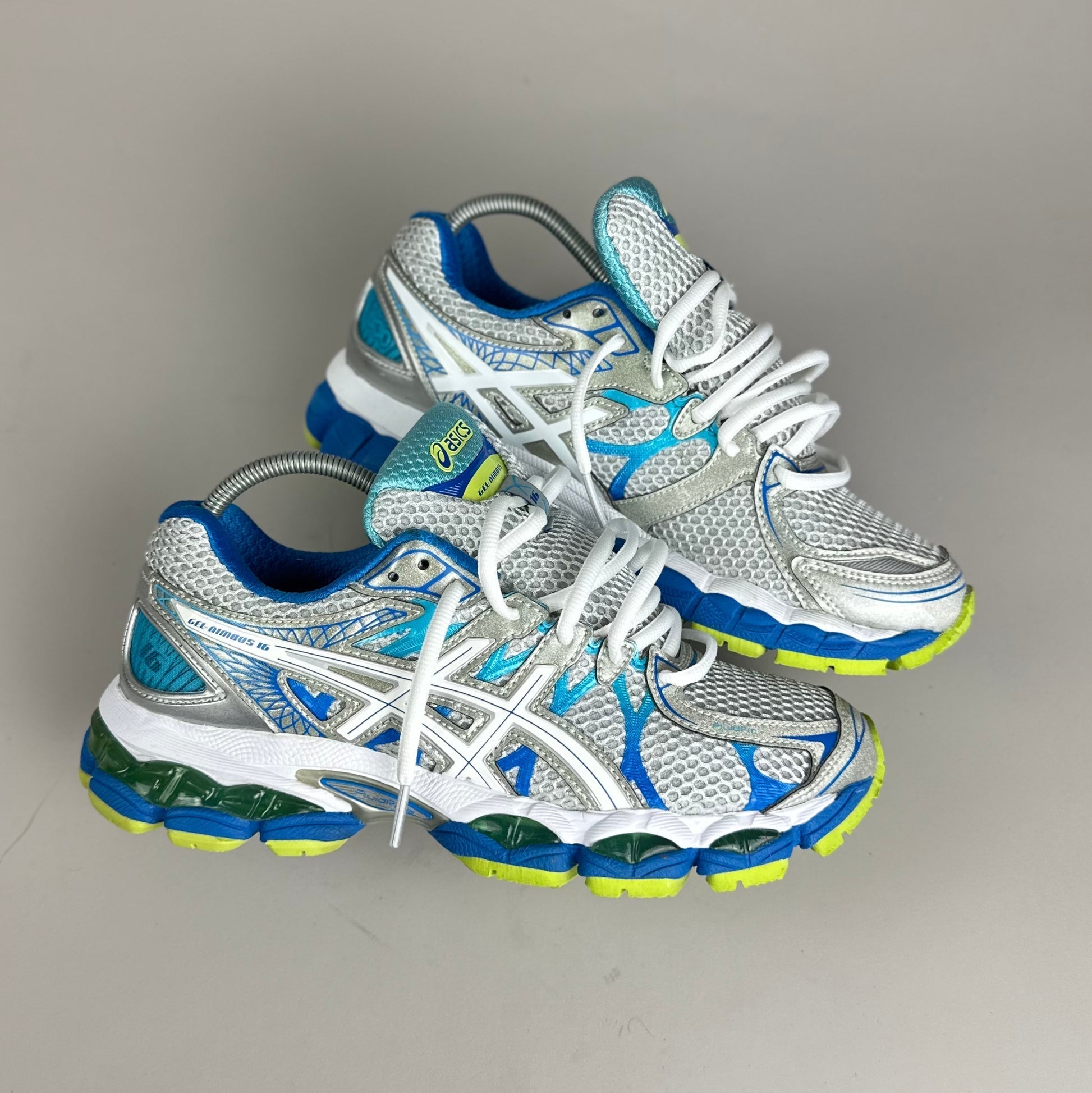 NIMBUS 16