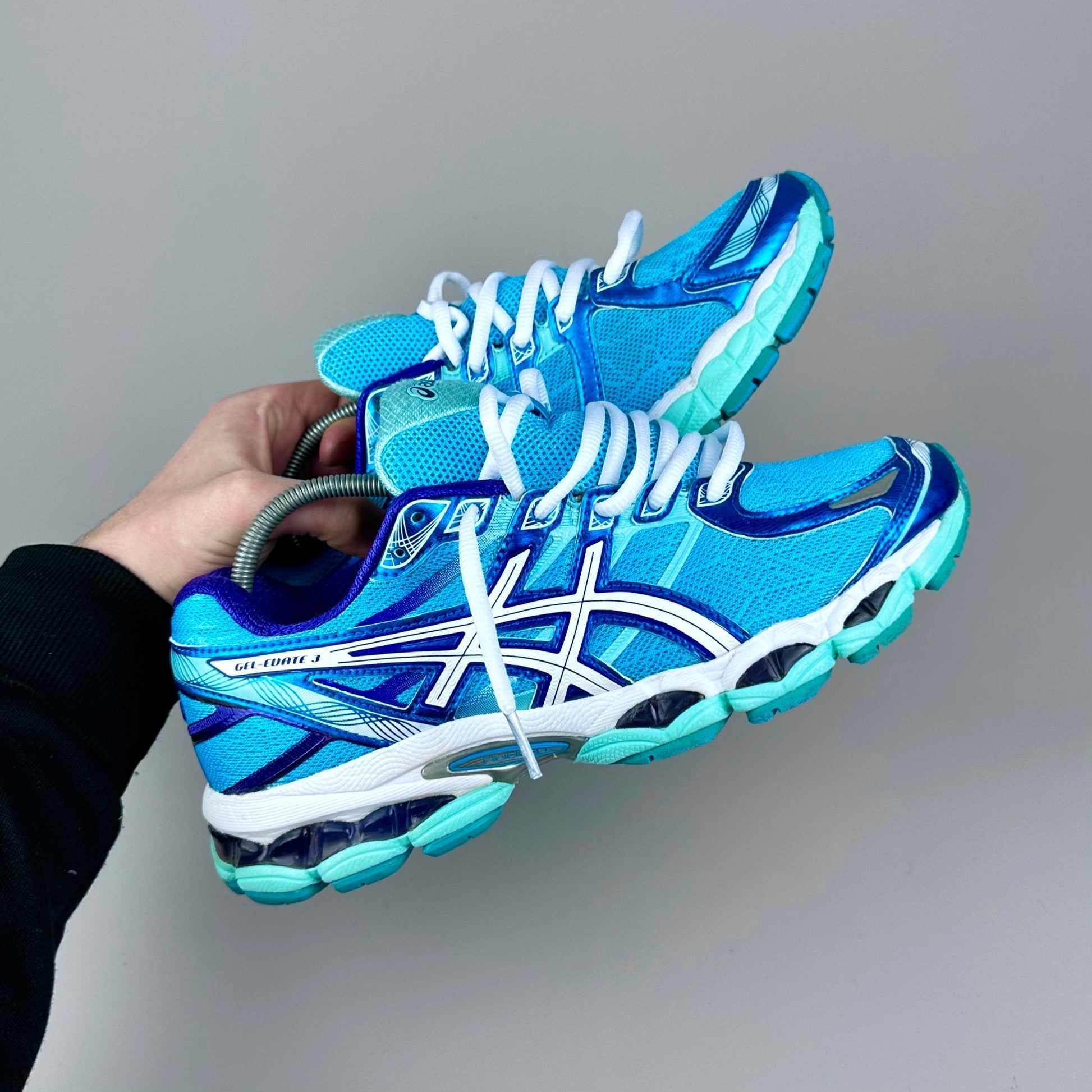 NIMBUS 16