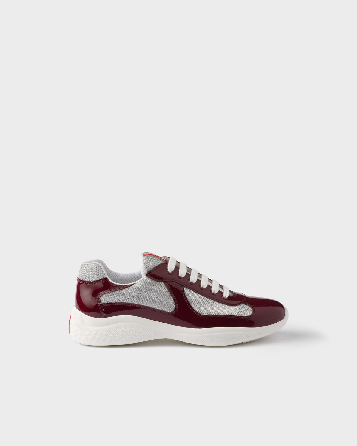 Prada America's Cup – Bordeaux/Blanc