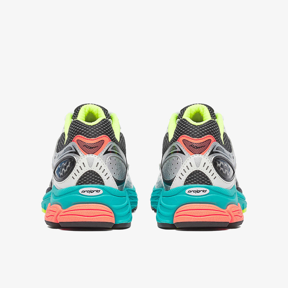 Saucony – Blanc/Mutant