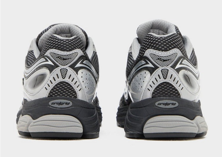 Saucony Omni 9 – Blanc/Noir
