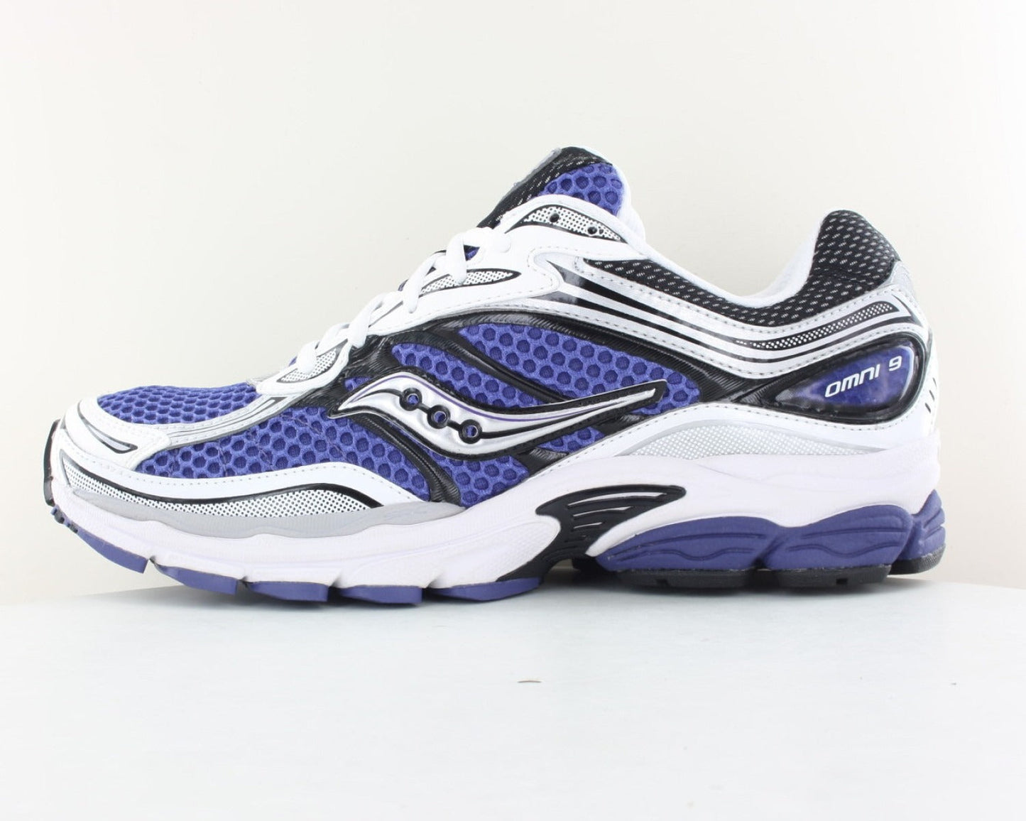Saucony Omni 9 – Blanc/Violet